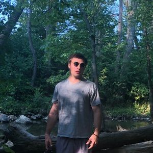 Meet your Posher, August
